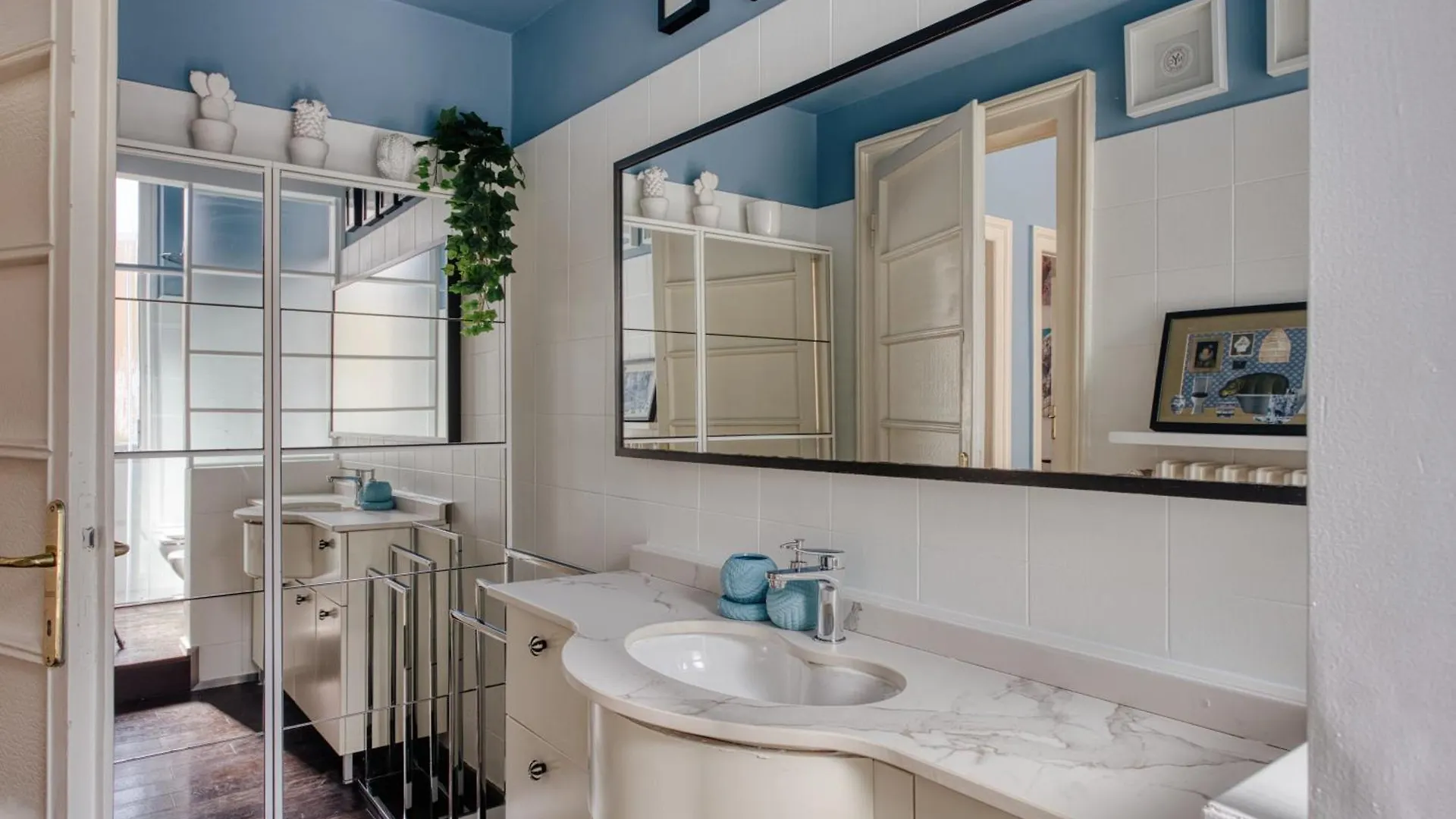아파트 Just Urban Stays - Spacious And Elegant Flat Corso Xxii Marzo 이탈리아